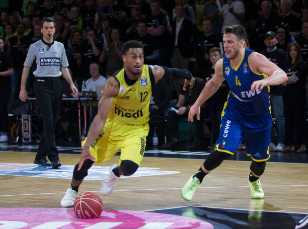 年仅20岁 年仅20岁