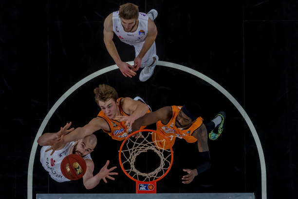 鲁用这一脚 鲁用这一脚