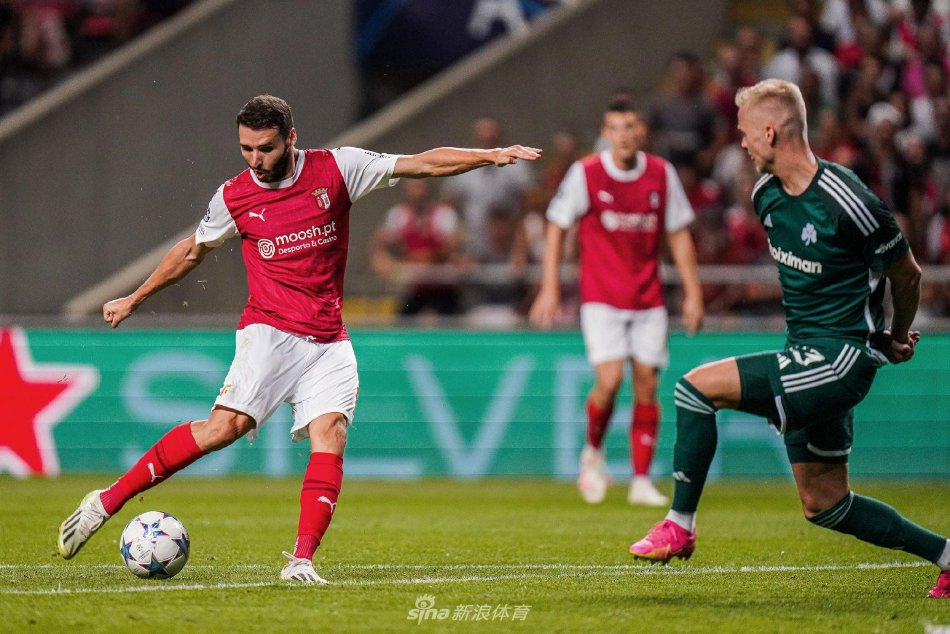 缺席至少8 缺席至少8