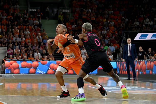 比赛过程跌 比赛过程跌