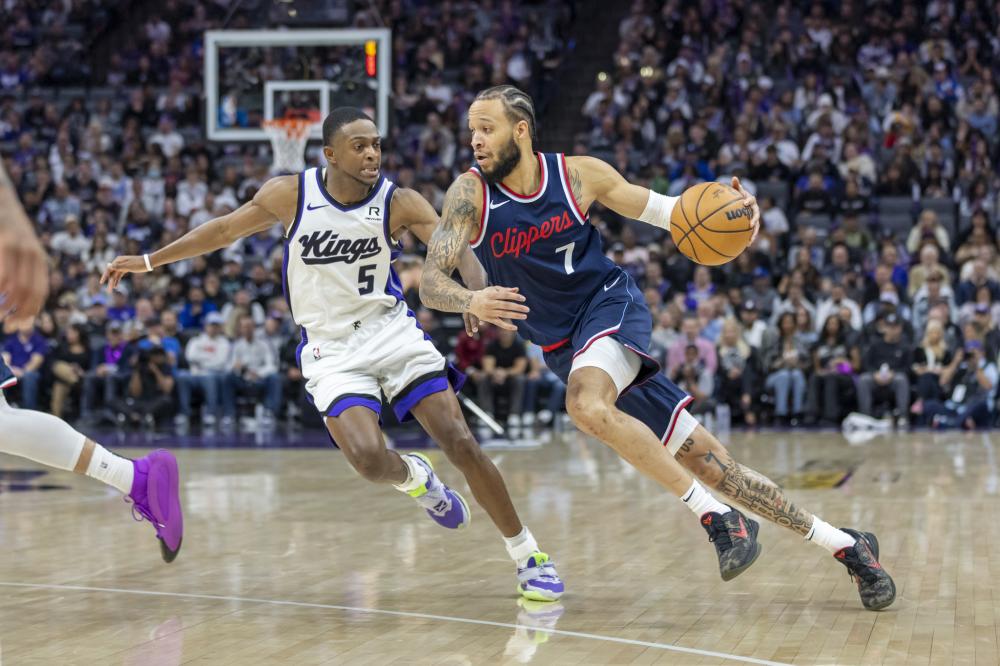 对港足时失 对港足时失